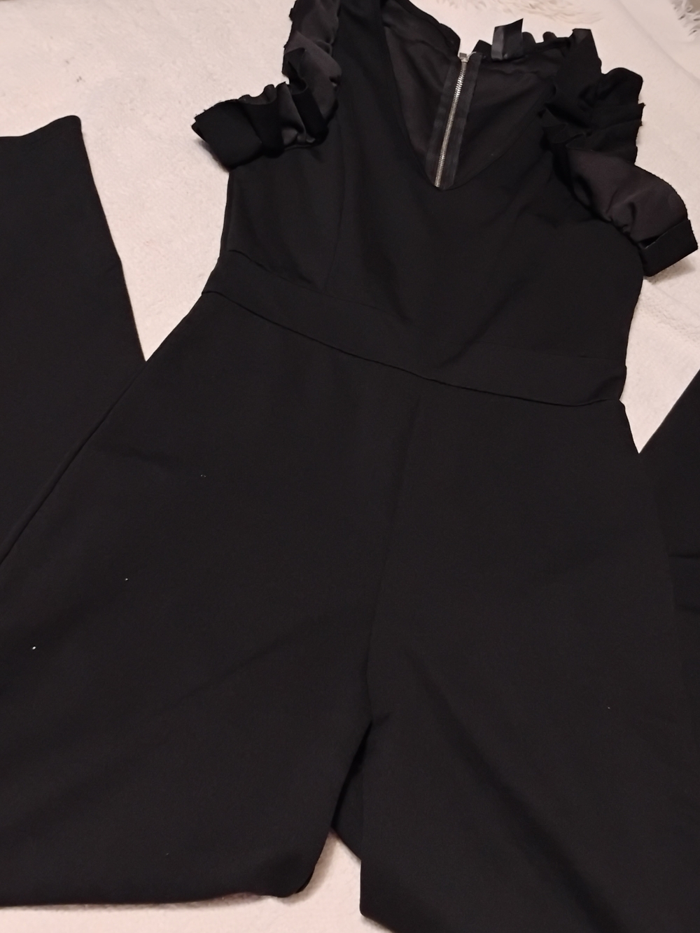 Black Ruffle V-Neck Jumpsuit - Picture 3 of 4